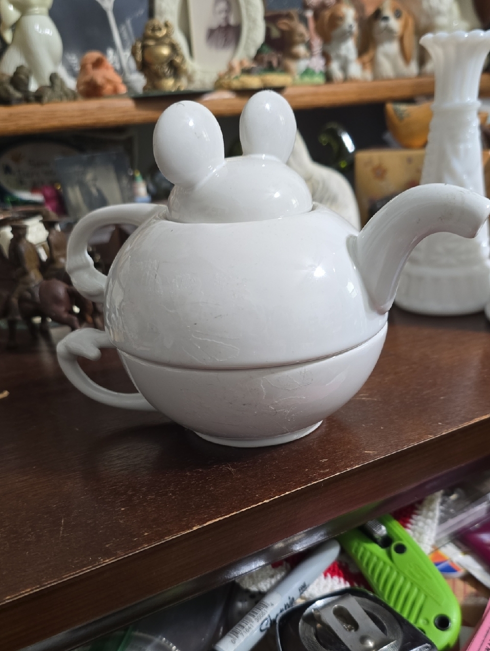 Disney White Ceramic Mouse-Ear Teapot and Cup Set